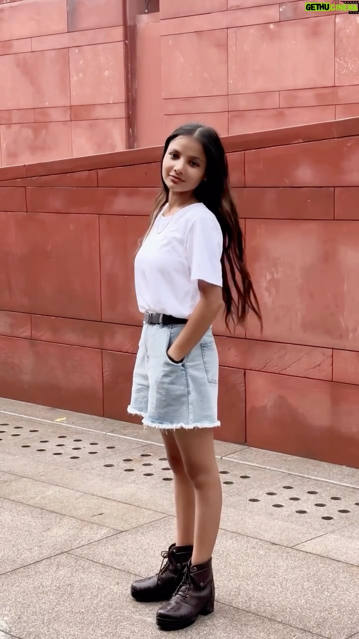 Shreya Pal - 9.2K Likes - Khena Ye Chaha ❣️
#shreyapal65 @shreyapal65