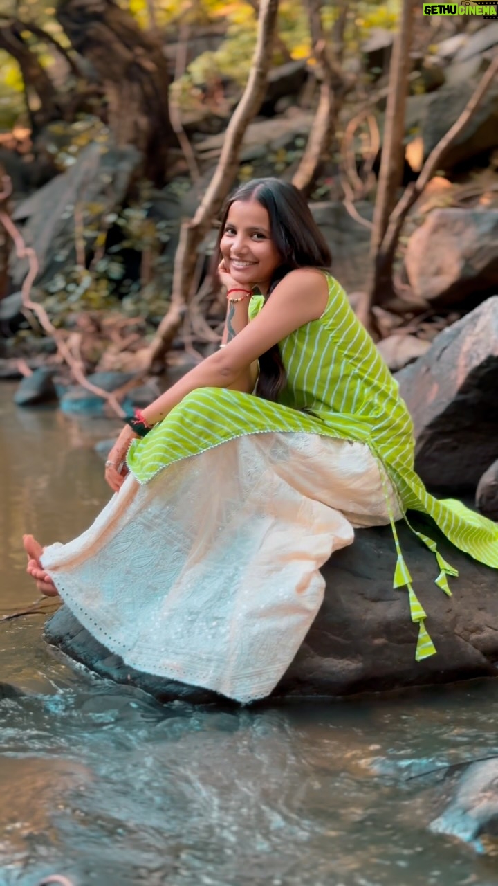 Shreya Pal - 4.3K Likes - Titli 🦋❤️🌸💫
#shreyapal65 @shreyapal65
