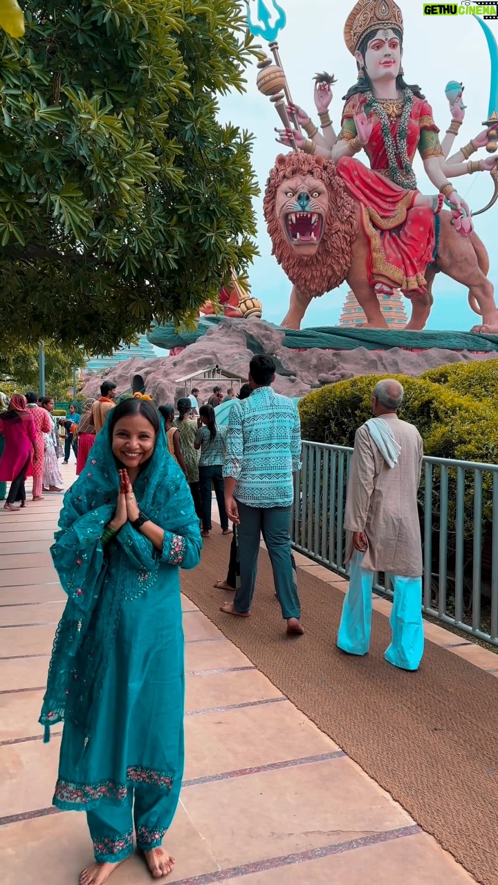 Shreya Pal - 9.8K Likes - Mai Khadi Daware Pe ❤️
#shreyapal65 @shreyapal65