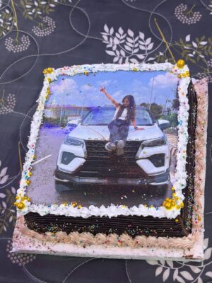 Shreya Pal Instagram - All About My Birthday’s Evening ❤️☺️
.
.
.
.
#shreyapal65 #birthday #birthdaycelebrations #birthdayevening #love