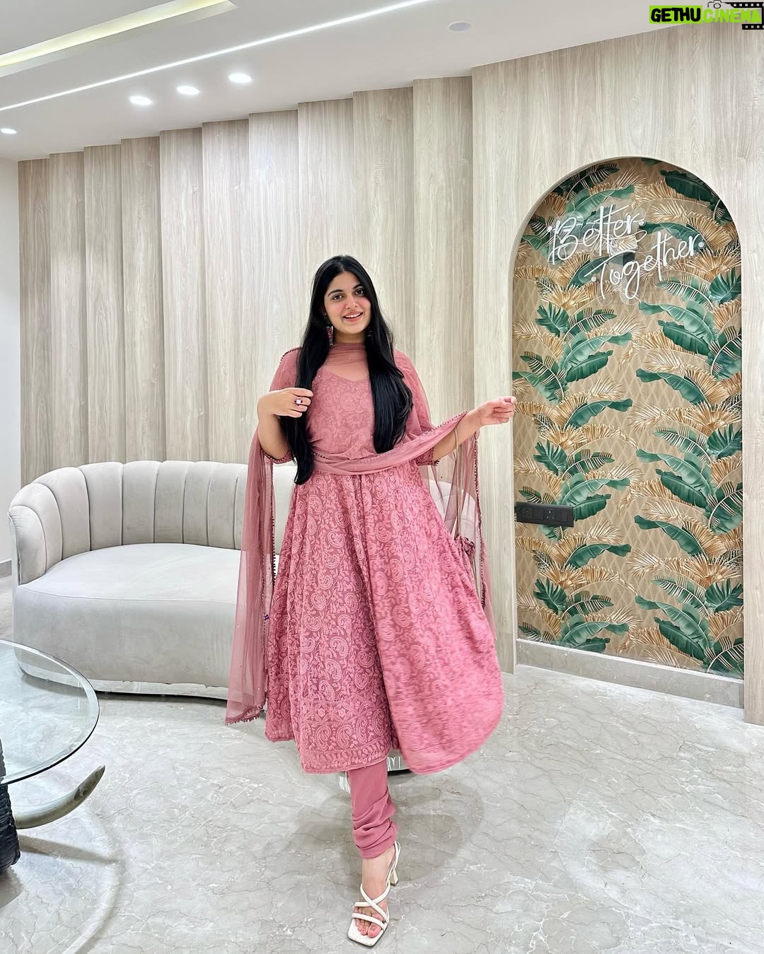 Shreya Sanghi - 87.3K Likes - गुलाबी 🌸🌸
.
.
.
.
.
.
.
.
.
.
.
.
.
.
.
.
.
.
.
.
.
.
.
#rakhioutfit #suit #jhumkas #weddingoutfit #ootd #weddingvibes #outfitoftheday #indianfashion #indianwedding #indianoutfit #ethnicwear #ethnicfashion #ethnicoutfit #accessories #ethnic #traditional #traditionalwear #sunkissed #indianweddings #indianwear #outfitinspiration #outfitinspo #fashionblogger #fashiongram #weddingwear #indianweddingbuzz #accessoriesoftheday #fyp #explore #pinterestaesthetic