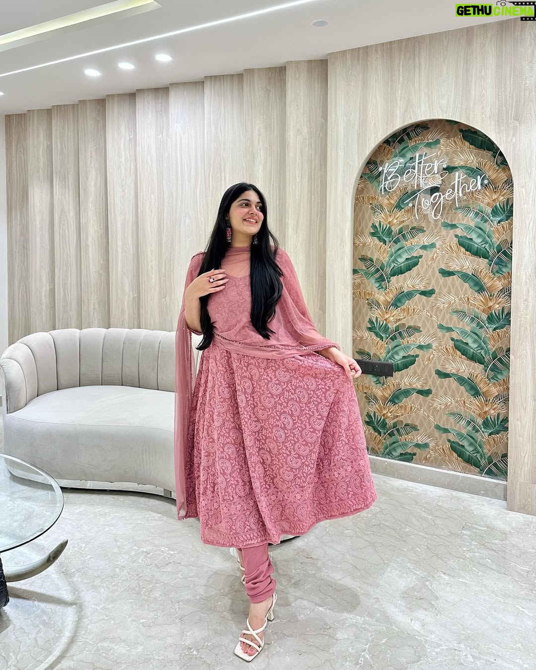 Shreya Sanghi - 87.3K Likes - गुलाबी 🌸🌸
.
.
.
.
.
.
.
.
.
.
.
.
.
.
.
.
.
.
.
.
.
.
.
#rakhioutfit #suit #jhumkas #weddingoutfit #ootd #weddingvibes #outfitoftheday #indianfashion #indianwedding #indianoutfit #ethnicwear #ethnicfashion #ethnicoutfit #accessories #ethnic #traditional #traditionalwear #sunkissed #indianweddings #indianwear #outfitinspiration #outfitinspo #fashionblogger #fashiongram #weddingwear #indianweddingbuzz #accessoriesoftheday #fyp #explore #pinterestaesthetic