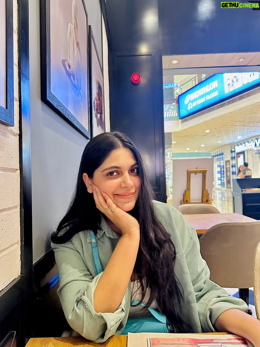 Shreya Sanghi - 1.6K Likes - Girl therapyyyy. ☕️🍔👗🛍️🍕🍮

#adayinthelife
.
.
.
.
.
.
.
.
.
.
.
.
.
.
.
.
.
#girltherapy #lunchdate #shopping #ootd #momanddaughter #food #foodstagram #foodgasm #paulcafe #burger #pizza #salad #cheesecake #fitspo #casualstyle #outfitinspiration #outfitinspo #casualfashion #croissant #coffee #fig #adayinmylife #instadaily #lifestyleblogger #lifestyle #goodday #explore