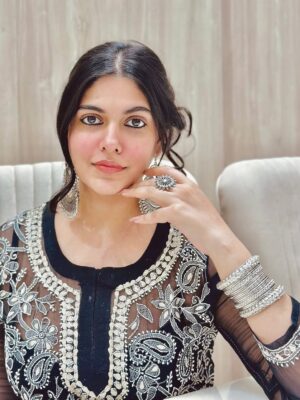 Shreya Sanghi Instagram - Intimidation is an art. 👀
#kajal #lookoftheday
.
.
.
.
.
.
.
.
.
.
.
#makeup #makeuplooks #kohl #indianwear #oxidisedjewellery #oxidisedsilverjewellery #chikankari #chikanembroidery #chikankurti #eyes #ootd #weddingoutfit #indianwedding #indianweddingwear #indianoutfit #indowesternoutfit #indowestern #indowesternwear #accessories #accessoriesoftheday #fyp #explore