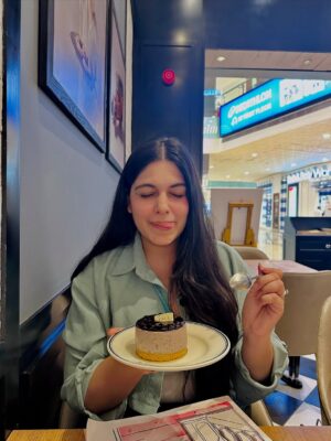 Shreya Sanghi Instagram - Girl therapyyyy. ☕️🍔👗🛍️🍕🍮
#adayinthelife
.
.
.
.
.
.
.
.
.
.
.
.
.
.
.
.
.
#girltherapy #lunchdate #shopping #ootd #momanddaughter #food #foodstagram #foodgasm #paulcafe #burger #pizza #salad #cheesecake #fitspo #casualstyle #outfitinspiration #outfitinspo #casualfashion #croissant #coffee #fig #adayinmylife #instadaily #lifestyleblogger #lifestyle #goodday #explore