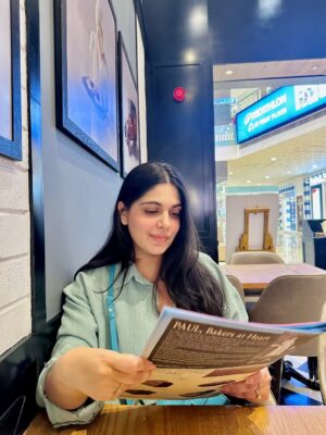 Shreya Sanghi Instagram - Girl therapyyyy. ☕️🍔👗🛍️🍕🍮
#adayinthelife
.
.
.
.
.
.
.
.
.
.
.
.
.
.
.
.
.
#girltherapy #lunchdate #shopping #ootd #momanddaughter #food #foodstagram #foodgasm #paulcafe #burger #pizza #salad #cheesecake #fitspo #casualstyle #outfitinspiration #outfitinspo #casualfashion #croissant #coffee #fig #adayinmylife #instadaily #lifestyleblogger #lifestyle #goodday #explore
