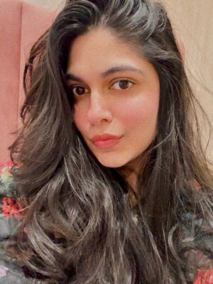 Shreya Sanghi Instagram - Felt cute 🥰
.
.
.
.
.
.
.
.
.
#selfies #goodhairday #selfiegram #weekendmood #selfiegram #hairgoals #moodygrams #selfie #cozy #dayoff #chill #allsmiles