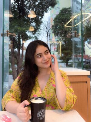 Shreyashi Verma Instagram - coffee but desi āļø
.
.
Coffee, desi fits, ethnic, comfort, everyday, ease, mood
#explore #desifits #ootd #fitsperation