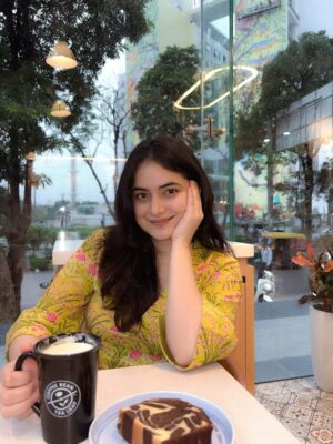 Shreyashi Verma Instagram - coffee but desi āļø
.
.
Coffee, desi fits, ethnic, comfort, everyday, ease, mood
#explore #desifits #ootd #fitsperation
