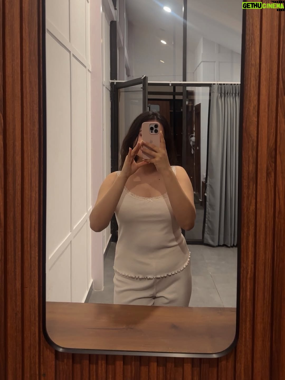 Shreyashi Verma - 9.2K Likes - just light, laughter & little things ♡˚📷｡☀️
.
.
.
#cameraroll #dump #photo #staycation #wishlinked #outfits #fashion #memories #trending #explorepage✨ #exploring