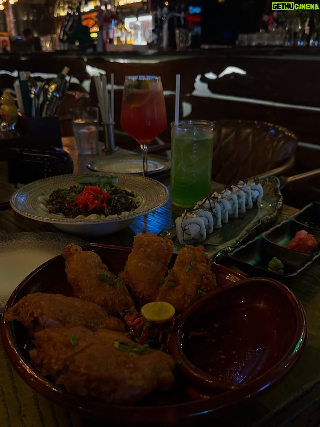 Shreyashi Verma - 6.1K Likes - every corner was just…too good @thedrunkenb_official ✨
.
.
.
#cafe #delhicafe #aesthetic #pinterest #explorepage✨ #trending #trendy #fy