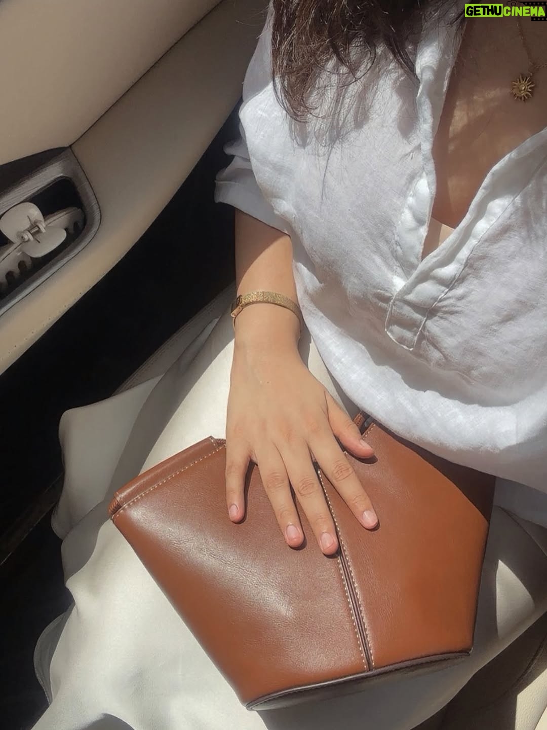 Shreyashi Verma - 9.2K Likes - just light, laughter & little things ♡˚📷｡☀️
.
.
.
#cameraroll #dump #photo #staycation #wishlinked #outfits #fashion #memories #trending #explorepage✨ #exploring