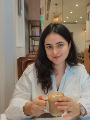 Shreyashi Verma Instagram - a little comfort today āļø
.
.
.
#coffee #date #explore #explorepage⨠#cafehopping #gurgaon #softaesthetics #minimal #slowliving