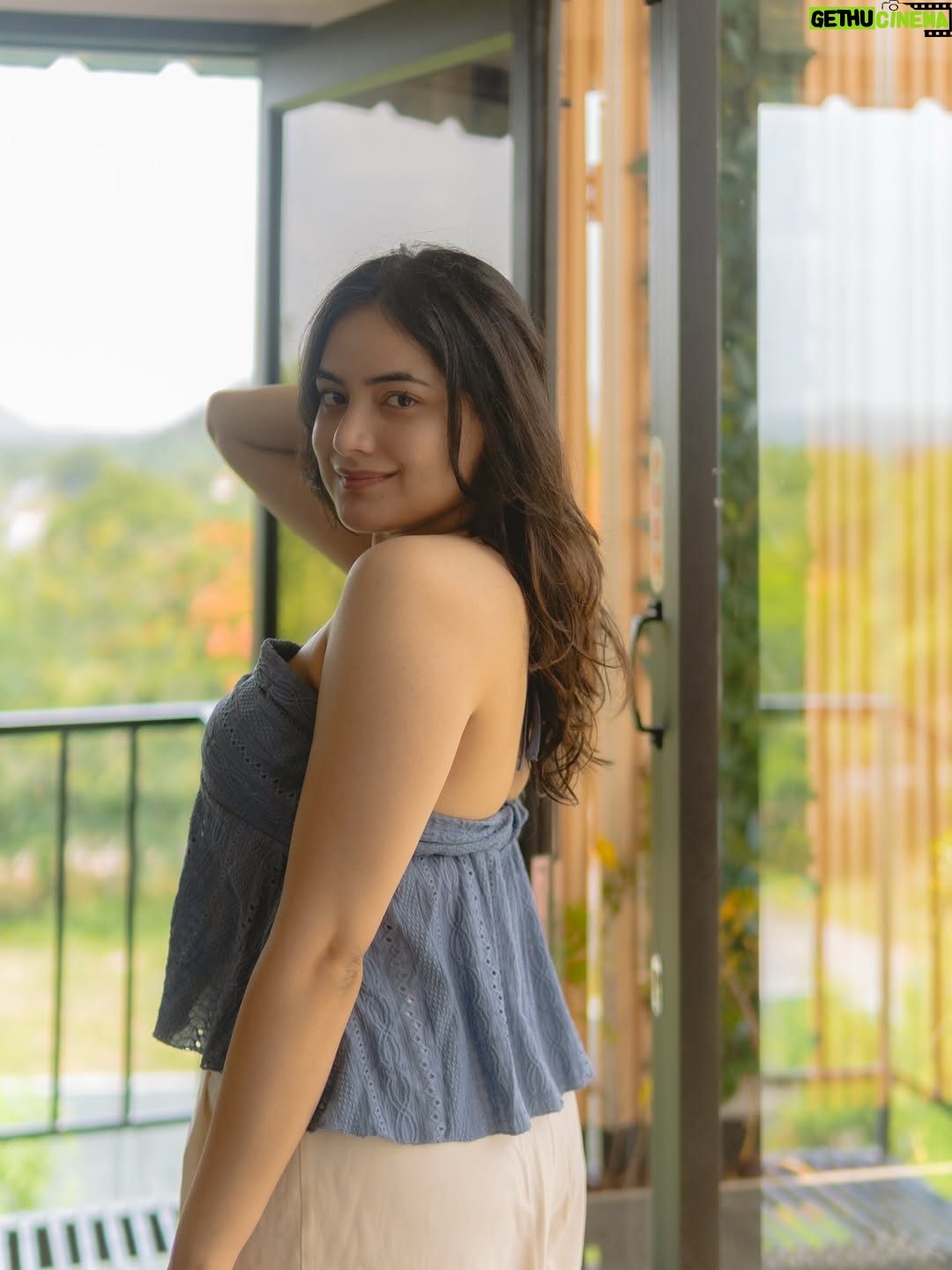 Shreyashi Verma - 10.6K Likes - i lovve it here ☀️💙
.
.
.
#staycation #explorepage✨ #exploremore #trend #travel #outfits #fitspirations #outfit #traveling #staycations #pictures #wishlinked