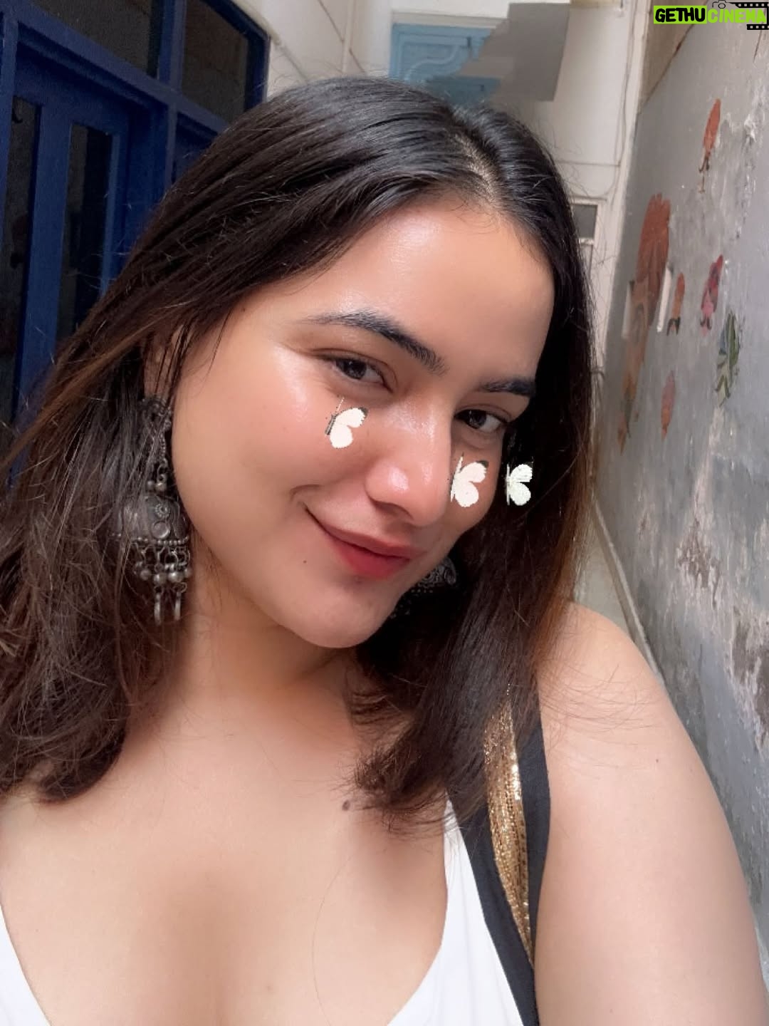 Shreyashi Verma - 14.6K Likes - in my heart 🤍 Udaipur 🤍✨
.
.
.
#udaipur #aesthetic #throwback #udaipurlakecity #nostalgia #photodump #pinterest #fashion #travel #trip