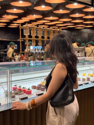 Shreyashi Verma Instagram - i still get butterflies
.
outfit details:
top~ @asos
shorts~ @hm
bag~ @mango
hand stack~ @bershka
flats~ @westsidestores
.
#explorepage⨠#date #datefits #fashion #inspiration #ootd #fitcheck #fitspo #trend #wishlinked #fitspiration