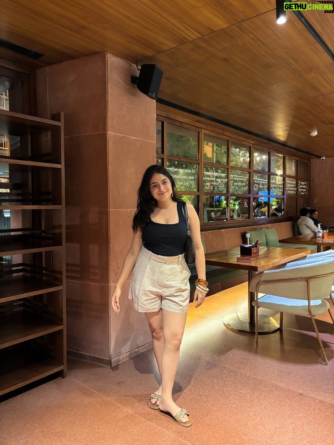 Shreyashi Verma - 20.4K Likes - i still get butterflies 
.
outfit details:
top~ @asos 
shorts~ @hm 
bag~ @mango 
hand stack~ @bershka 
flats~ @westsidestores 
.
#explorepage✨ #date #datefits #fashion #inspiration #ootd #fitcheck #fitspo #trend #wishlinked #fitspiration