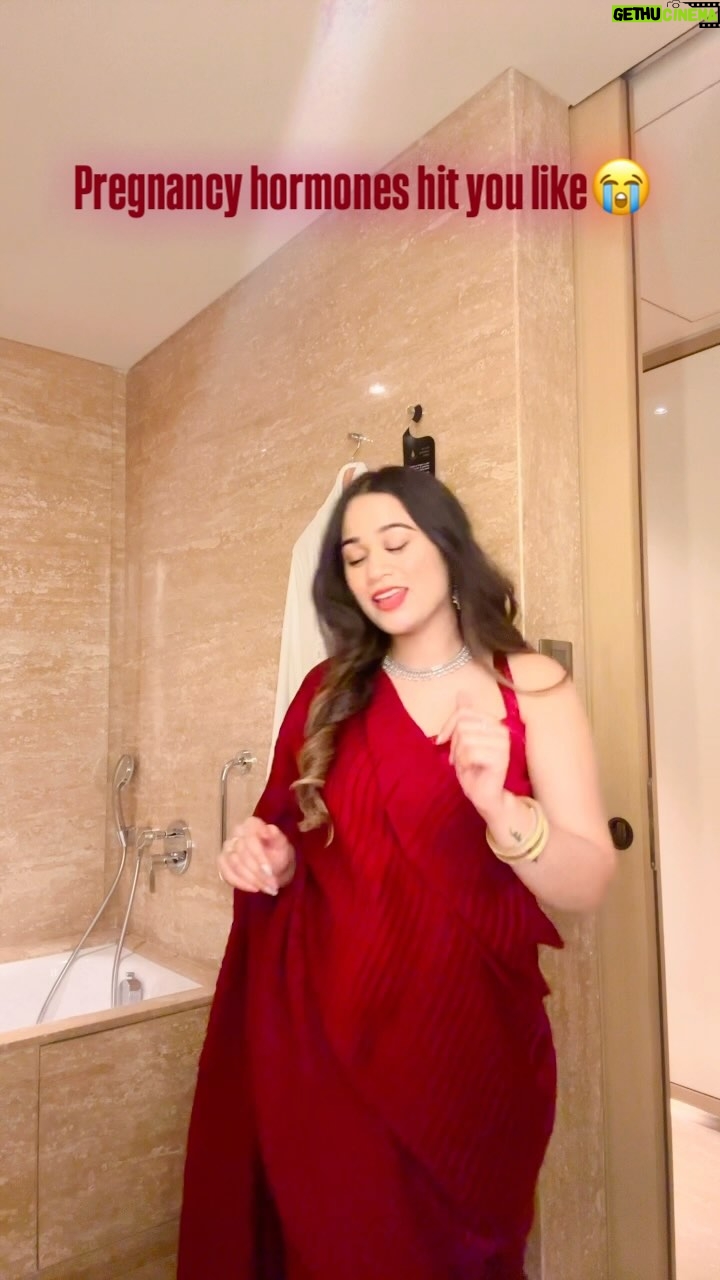 Shriya Jain - 18.7K Likes - Tag someone who is in the phase of mood swings too 😂🤌🏻