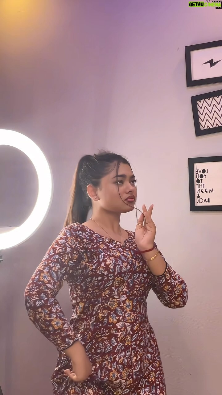 Shrniii - 15.4K Likes - @lopamudra.music @shivansh.j @anshuman.sharma1 @shayraa22 @tejussrivastavaa @merchant_records @salimsulaimanmusic 
@salimmerchant @sulaiman.merchant
DC: @virali_parekh 
.
.
.
#reelkarofeelkaro #reelinstagram #reels
#reelitfeelit #explorar #explore #viralvideos #viral #trending #delhi #shrniifam
