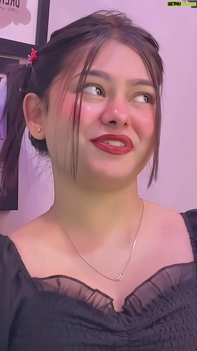 Shrniii - 55.1K Likes - yah duniya rang lage☹️❤️🫵🏻 @_.shrniiii._ 
.
.
.
#reelkarofeelkaro #reelinstagram #reels
#reelitfeelit #explorar #explore #viralvideos #viral #trending #shrniifam #explorepage #delhi
