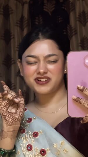 Shrniii Instagram - Tohara Pyar Ke Amrit Pi ke🤤❤️ @_.shrniiii._ 
.
.
.
#reelkarofeelkaro #reelinstagram #reels
#reelitfeelit #explorar #explore #viralvideos #viral #trending #shrniifam #explorepage #delhi