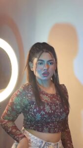 Actress Shrniii HD Photos and Wallpapers April 2025