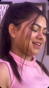 Actress Shrniii HD Photos and Wallpapers February 2025