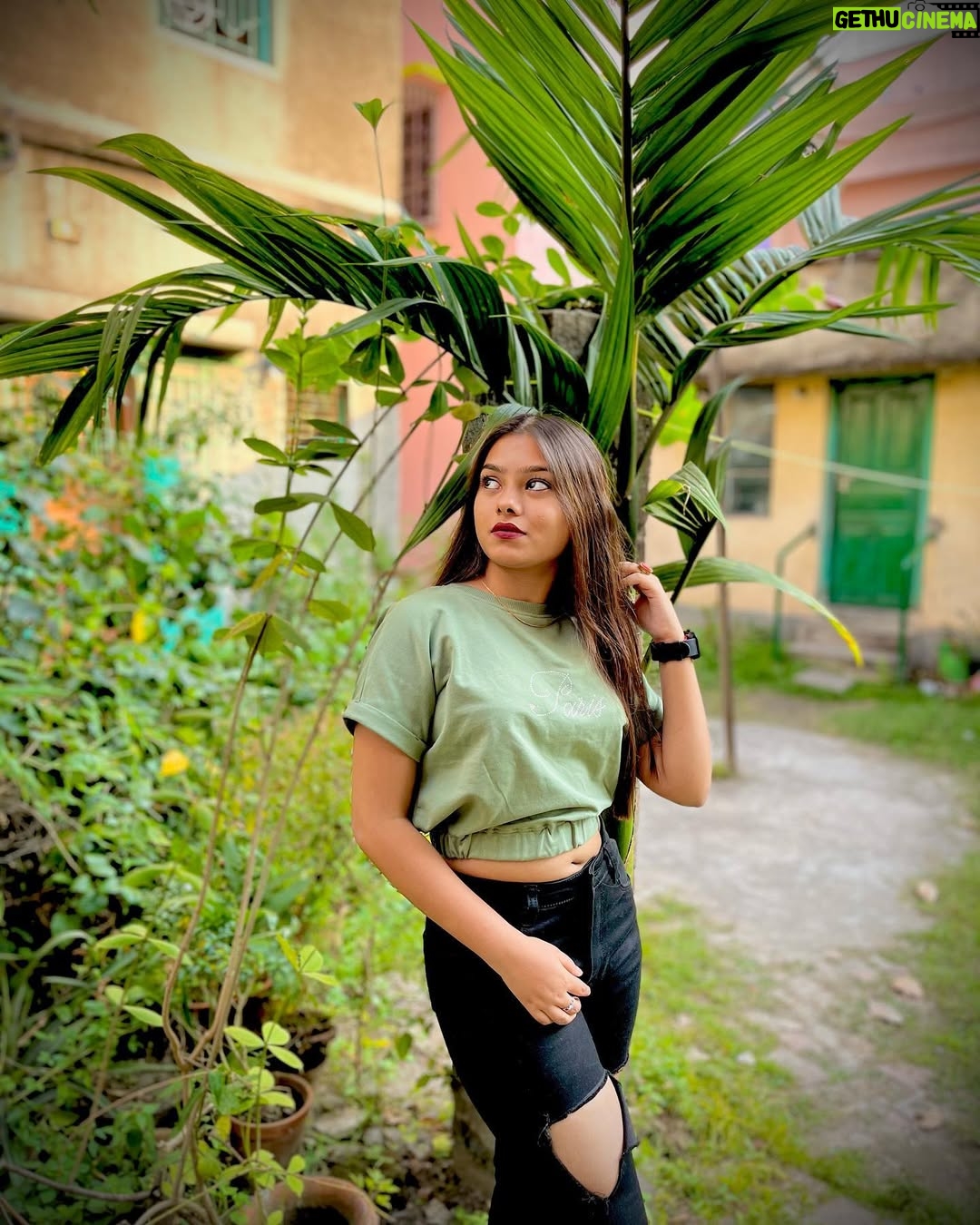 Shrniii - 12.9K Likes - A smile never goes out of style✨💗
.
.
.
.
.

#instagram #instalike #instagood #instadaily #instapic #instafashion #insta #instafollow #shrniifam