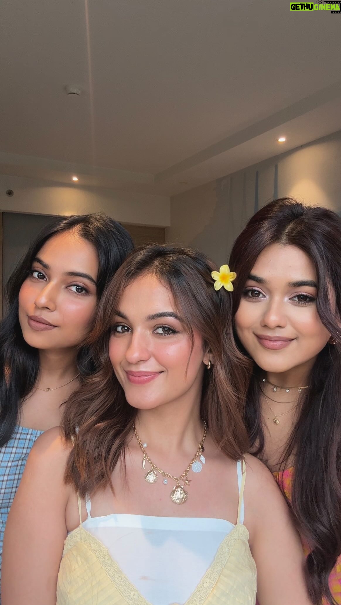 Shruti Bkshi - 40.3K Likes - best feeling 💗 my girlssss 🫂

#reels #reelsinstagram #trending #trendinreels #viral #friends #girlies #love #gettingreadytogether