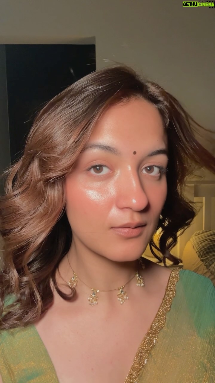 Shruti Bkshi - 12.1K Likes - getting ready for him>>> 

#reels #reelsi̇nstagram #exploring #explore #exploreoage #trending #trendingreels #viral #ethnic #indianwear #saree