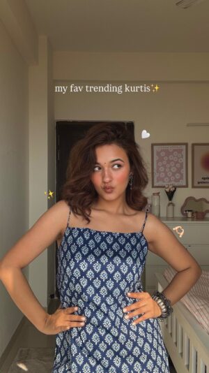 Shruti Bkshi Instagram - i literally love them all💗
comment down for links 🫂
#reels #reelsi̇nstagram #explore #explorepage #trending #trendingreels #viral #shortkurtis #ethnic #summer #summerfashion #kurtis #indianwear