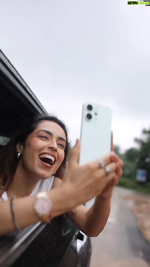 Shubhi Bharal - 5.8K Likes - Dosti ka asli villain: Wo friend jo trip pe sirf yaadein save karta hai… aur sabko irritate bhi 😭📸 
Brought closer in every frame with 4k Hdr 60fps. OPPO Reno14 Series’ powerful 3.5x Telephoto camera didn’t just zoom-in - it brought the laughs, the chaos, and the vibes closer than ever.

#OPPOReno14Series #FriendshipDayWithReno14 #TravelWithReno #AlPortraitCamera #ShubhiBharal #ThatTrendStalker @oppoindia #Ad