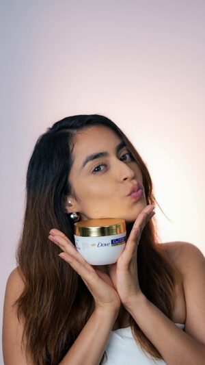 Shubhi Bharal Instagram - ✈️ Jet-lagged, changing climates, endless styling… my hair goes through it all.
Thankfully, Dove's 10-in-1 Deep Repair Mask has my back 🌿💆♀️
With 8% Bio Protein Fusion, it penetrates deep, reverses up to 3 years of damage, and makes my hair feel soft, smooth, and alive again ✨
Because memories should last… hair damage shouldn’t.
Get yours now from Nykaa/Amazon or head to @doveindiachannel’s bio
Based on lab tests in a controlled environment on protein-damaged hair after 5 washes*
#AD
#Dove10in1DeepRepairHairMask #DeepRepairMask #DoveHairCare #DovePartner #hairmask #DoveHairMask #ShubhiBharal #ThatTrendStalker #TravelHair #HairCareEssentials #DoveHair #FrizzFree #HairMask #Hairconditioner
(Dove, Hair Mask, Deep Repair Treatment Hair Mask, Bio-Protein)