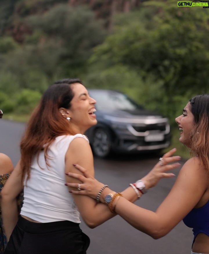 Shubhi Bharal - 6.6K Likes - This weather called for a road trip🚘 Brought closer in every frame with 3.5x telephoto. OPPO Reno14 Series’ powerful 3.5x Telephoto camera didn’t just zoom-in - it brought the laughs, the chaos, and the vibes closer than ever.
#Ad #OPPOReno14Series #AIPortraitCamera #DilKyaChahtaHai #UnappointedPhotographer #ShubhiBharal #ThatTrendStalker