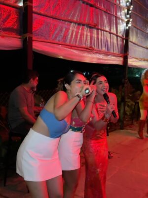 Shubhi Bharal Instagram - Goa feels like home away from home now😂😂 iykyk 🤣 @shivanisharmasinghh @mehak_sembhy 🫶🏼 experiencing all the vibes in Goa.
#shubhibharal #thattrendstalker #goa #goanightlife #nightoutgoa