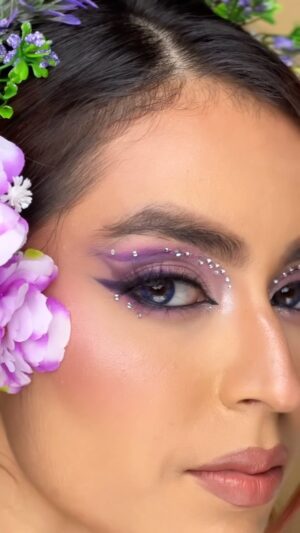 Shubhi Bharal Instagram - Does it really need a caption?✨Tutorial on it? 
Lenses @aqualens.in 

#shubhibharal #makeupbyshubhibharal #thattrendstalker