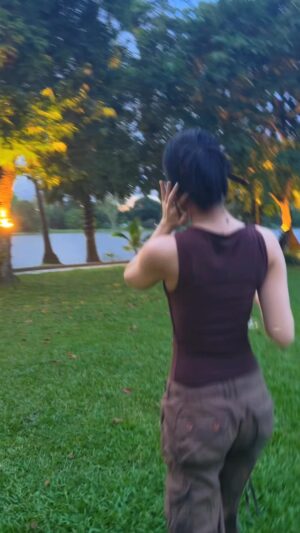 Shwe Eain Si Instagram - Wine သောက်ရင်း sunset ကြည့်ကြမယ် perfect 💋