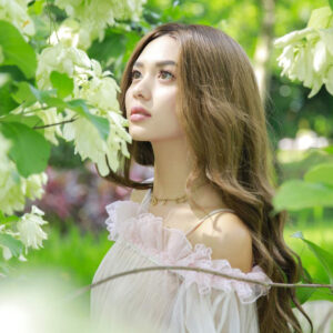 Shwe Hmone Yati Instagram - Falling in love with you #someone #missyou #