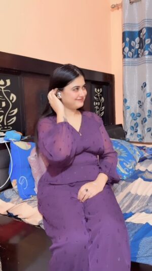 Shweta Jha Instagram - 🧿💄बुलू बुलू💄🧿 @khushi_kakkar__singer__01
#superhit #song
ONLY ON @boka.music 🖥️
@muskankhan_ll
@bapan_das1996
PRODUCED BY @krishnabedardi119
MANAGED BY @suryaproductionhouse_