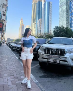 Shweta Singh Instagram - 🚀
.
.
.
#dubai🇦🇪 #explore #dubailife