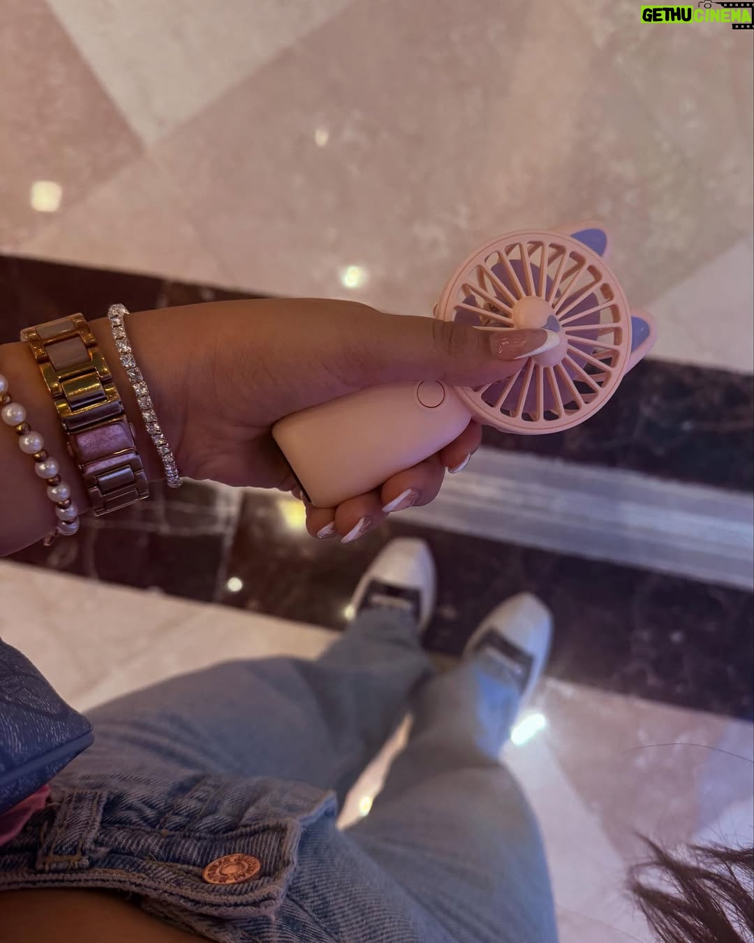 Shweta Singh - 34.1K Likes - 🎀🤍✨