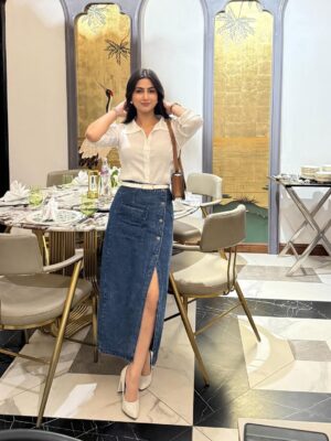 Shweta Singh Instagram - 🦢🤍✨