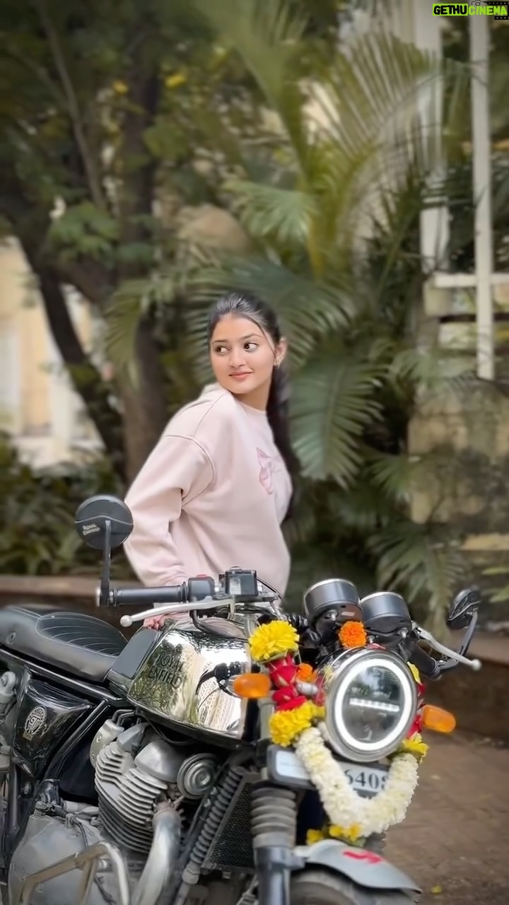 Siddhi Jambhale - 57.6K Likes - Ye meri zindagi hai teri🖤🌎💨#stallion 🐎
#GT650 #royalenfieldindia 

[bike,royalenfield,biker,GT650,newbeast,stallion,biker,love,nonajar,continental,dreamcomestrue,bigday,happyme,]

#starfam❤️ #newbike #royalenfield #continental #gt650 #twin #bullet #attitude #dream #beast #bike #biker #stallion #baby #nonajar  #trending #reelitfeelit #reelkarofeelkaro #reelinstagram #reelindia #foryou #explore #viral #instagood