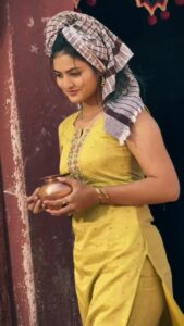 Siddhi Jambhale Top 100 Instagram Photos and Posts