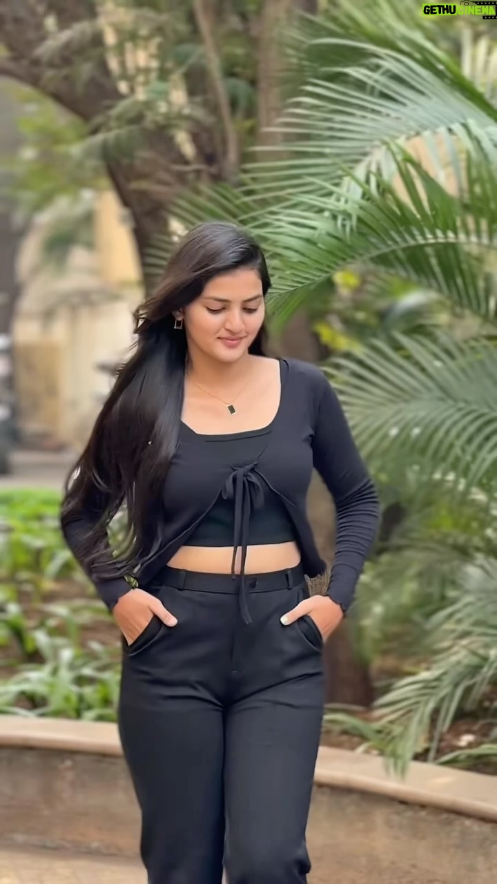 Siddhi Jambhale - 242.5K Likes - 🖤💣
.
.
.
#starfam❤️ #trending #reelitfeelit #reelkarofeelkaro #reelinstagram #reelindia #foryou #explore #viral #instagood