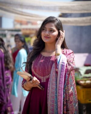 Siddhi Jambhale Instagram - काळीज चोरून…🙈💕🌹🫧
.
.
.
.
.
.
.
#starfam❤️ #candid #photography #brightlight #spark #style #lifestyle #fashion #fashionstyle #love #smile #beauty #beautiful #cute #pretty #positivity #vibes #instagood #instagram #mumbai #pune