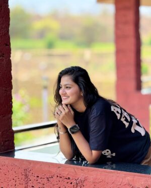 Siddhi Jambhale Instagram - Call me toxic but at least I’m not double faced🖤😮💨
Location:- @arya_arush_resort_farmhouse
#starfam❤️ #vacation #resort #summer #pool #vibes #sunnydays #lifestyle #cute #fashion #postive #explorepage #foryou #instagram