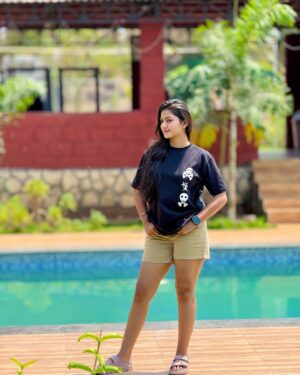 Siddhi Jambhale Instagram - Call me toxic but at least I’m not double faced🖤😮💨
Location:- @arya_arush_resort_farmhouse
#starfam❤️ #vacation #resort #summer #pool #vibes #sunnydays #lifestyle #cute #fashion #postive #explorepage #foryou #instagram