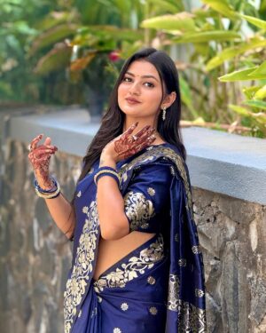 Siddhi Jambhale Instagram - सजले तुझ्यासाठीच मी🥺🌎✨
.
.
.
Saree from :- @tanishkweddingsaree
.
.
#starfam❤️ #photography #traditional #lifestyle #fashion #fashionstyle #love #smile #beauty #beautiful #hairgoals #instagood #instagram #mumbai #nashik #viralpost