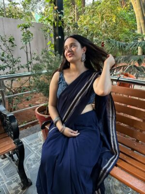 Siddhida Pathak Instagram - Last photo is me with people who make you feel sad š„°